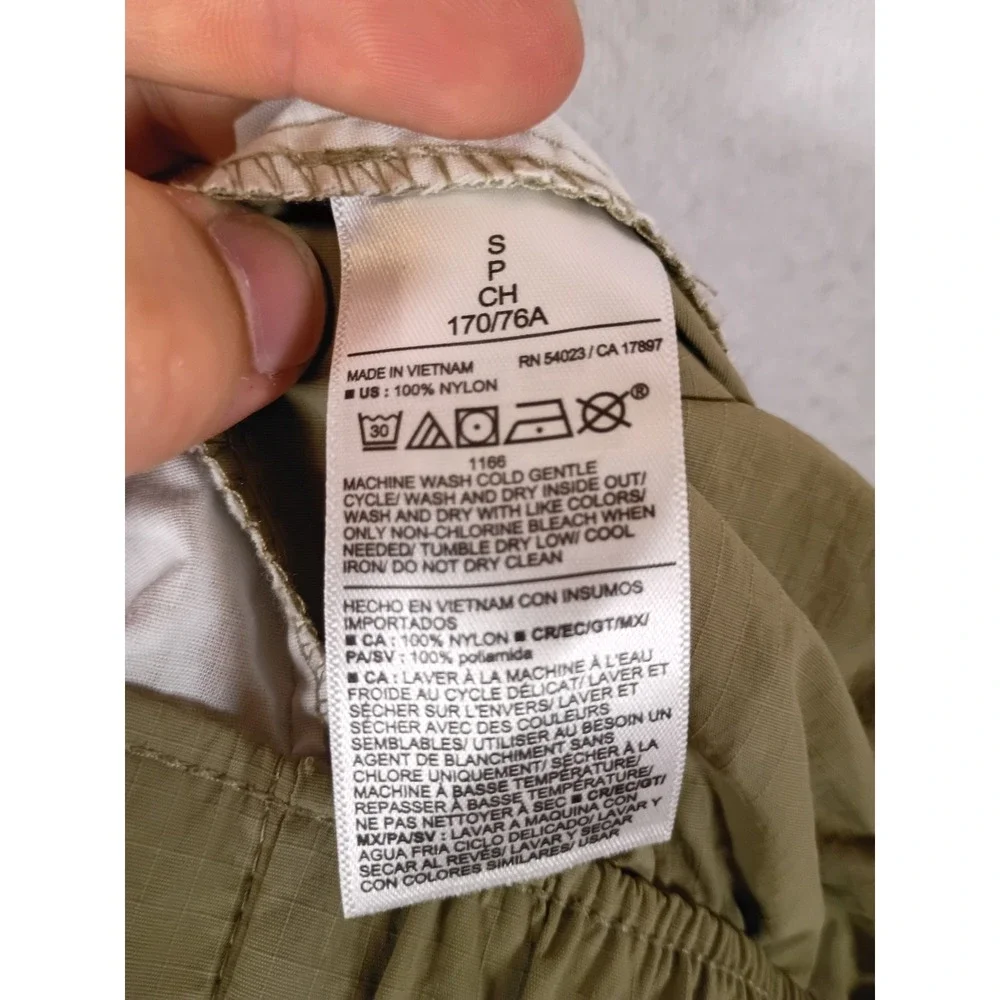 Gorpcore Old Navy Mens Small Olive Green Nylon Utility Cargo Hiking Shorts